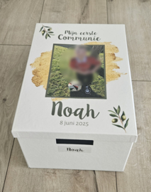 Communiedoos met naam en ''foto olijf groen''