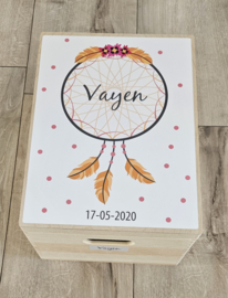 Houten herinneringskist met naam Dreamcatcher -girl