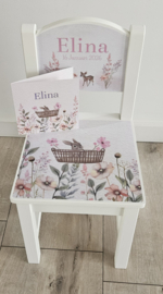 Geboortestoeltje met geboortekaartje (dichte rugleuning)