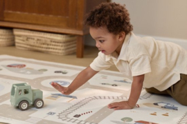 Little Dutch houten tractor met poppetje  (met naam)