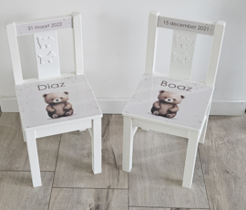 Stoeltje met naam en Schattig beertje