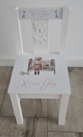 Geboortestoeltje met geboortekaartje