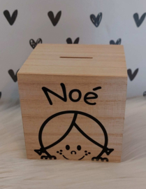 houten spaarpot met naam en meisjeshoofdje