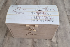 Houten speelgoedkist met naam Hertje naturel