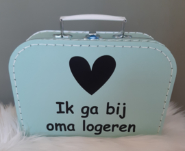 Koffertje ''ik ga bij oma logeren''