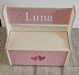 Houten zitbankje met rugleuning  Hartjes