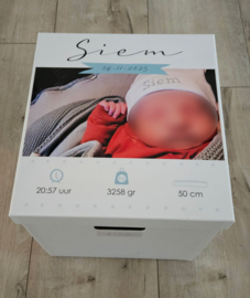 Geboortedoos met geboortegegevens en FOTO