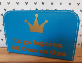 Koffertje ''ik ga logeren bij oma en opa''