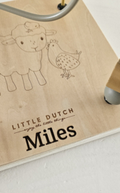 Little Dutch Little Farm activiteitenkubus met naam en geboortegegevens