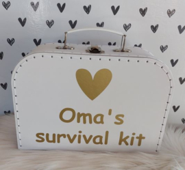 Koffertje ''oma's survival kit'' div. kleuren