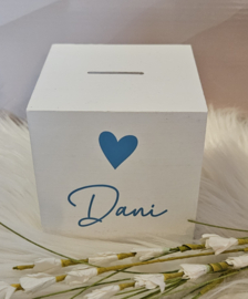 houten spaarpot met naam en hart