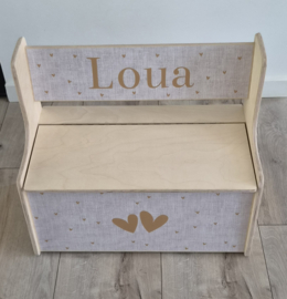 Houten zitbankje met rugleuning  Hartjes