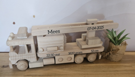 Houten brandweerwagen  gepersonaliseerd