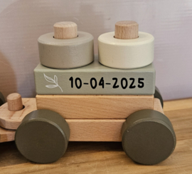 ''Label Label'' houten blokkentrein olijf (met naam)