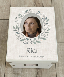 Herinneringsdoos ter nagedachtenis Bloemenkrans Linnen