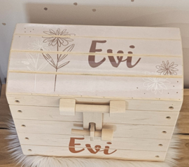 Houten speelgoedkist met naam Flower Pink