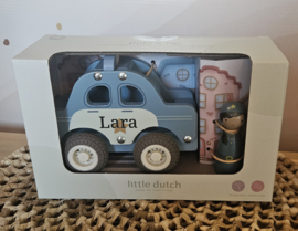 Little Dutch houten politiewagen met poppetje  (met naam)