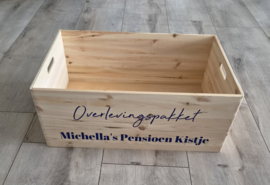 Grote houten pensioen kist met naam
