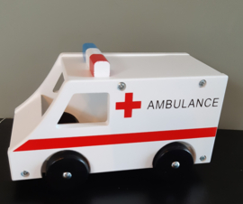 Houten ambulance (met naam)