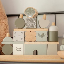 ''Label Label'' houten stapelhuisje olijf  (met naam)