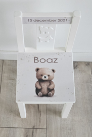 Stoeltje met naam en Schattig beertje