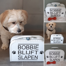 koffertje 'hond/kat  blijft slapen'