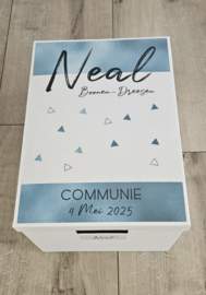 Communiedoos met naam ''strepen'' jongen of meisje (diverse kleuren)