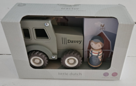 Little Dutch houten tractor met poppetje  (met naam)