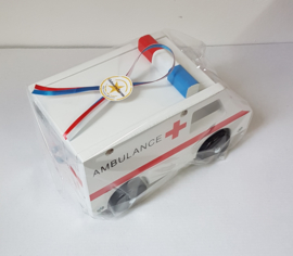 Houten ambulance (met naam)