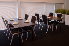Stackchair Ambassador aluminium, permanent brandvertragend