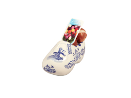 Wooden Shoe with Tulipbulbs
