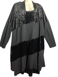 PERSONA Luxe 2 delige set jurk+vest 50