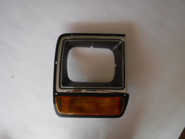 Headlight bezel R.