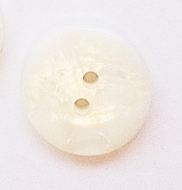 Knoop parelmoer wit 17 mm