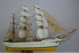 Fraai, groot scheepsmodel