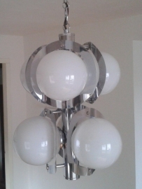 jaren 70 lamp. Chroom met 6 glazen bollen.