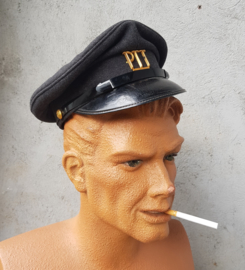 Een originele PTT pet