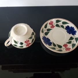 Boerenbont, decor 418 Soc. Ceramique . Theekop en -schotel