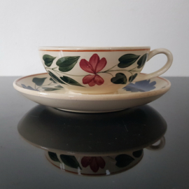 Boerenbont, decor 418 Soc. Ceramique . Theekop en -schotel