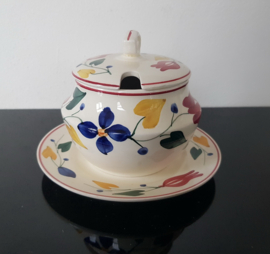 Boerenbont, decor 417. Soc. Ceramique . Jampotje met onderschotel.