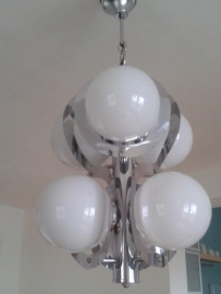 jaren 70 lamp. Chroom met 6 glazen bollen.