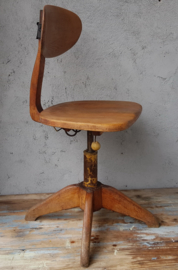 Bauhaus Draaistoel jaren 30.   "Der Federdreh"