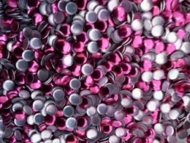 nailheads fuchsia 2mm +/- 1000 stuks