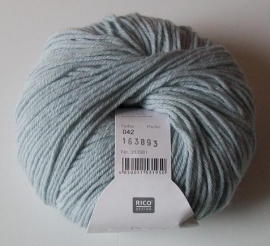 Rico, Baby Classic DK, kleurnummer 042