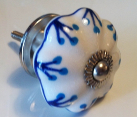 Knop geschulpt blauw