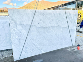 NIEUW: Vloertegel marmer Carrara Chiaro CD wit grijs 2500x500x20 mm mat gezoet Prijs per m2