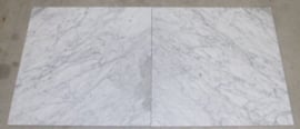 PARTIJ 23 m2  Vloertegel en wandtegel marmer Carrara Super wit C 600x600x14 mm Glanzend Gepolijst met strakke kanten Prijs per m2