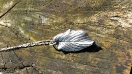 Ketting hanger blad 2