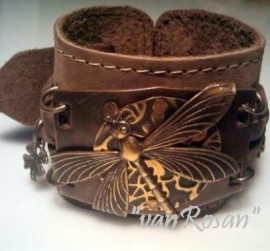 Bruin leren armband "Vintage Libelle"