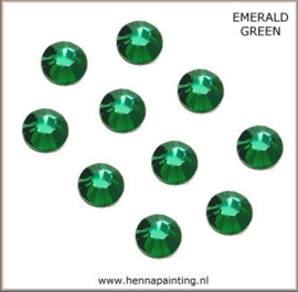 10 x Donker Groen (Emerald Green) - SS16